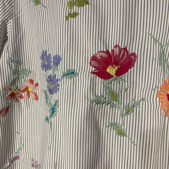 Johnny Was Evangeline Smocked Stripe Blouse M Lisbon Floral Embroidered W18524-3 - Picture 11 of 16